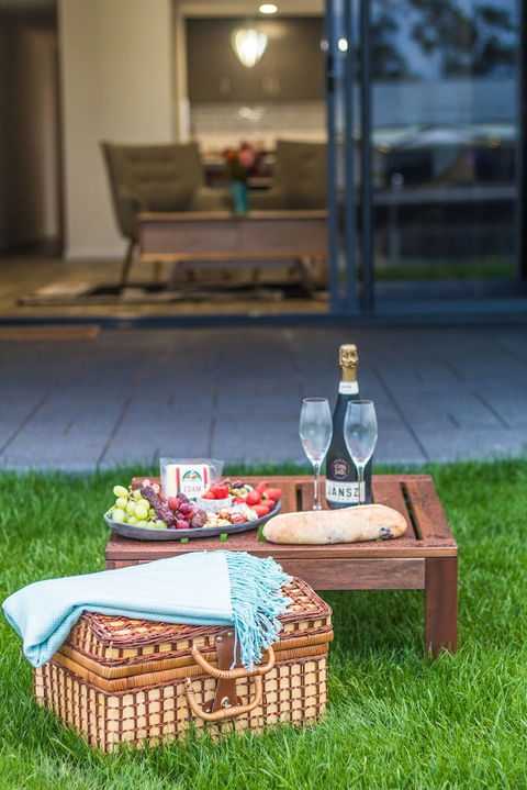 Ulverstone Waterfront Apartments - Accommodation Cooktown 3