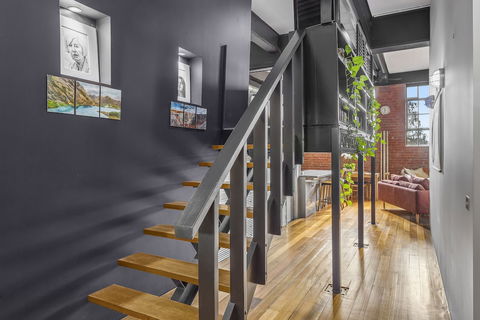 BOUTIQUE STAYS - Loft On Rose - Accommodation Cooktown 3