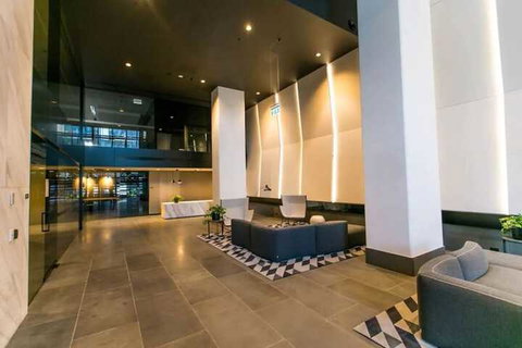 JC Marina Tower Docklands - Accommodation Cooktown 4