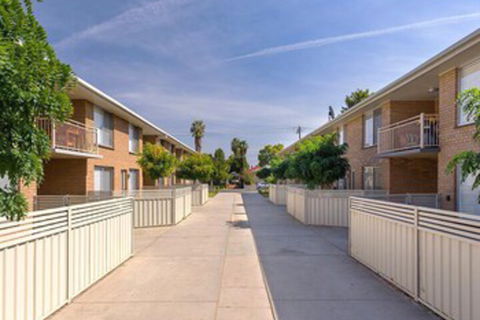 The Manhattan Central & Sophisticated - Accommodation Cooktown 1