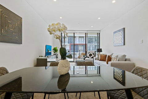 HomeHotel Waterside Luxury & New Residences - Accommodation Cooktown 6