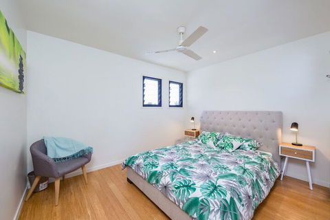 Gold Coast Stunning Waterfront Retreat By Hostrelax - Accommodation Cooktown 7