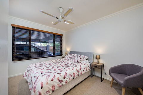 Gold Coast Stunning Waterfront Retreat By Hostrelax - Accommodation Cooktown 4