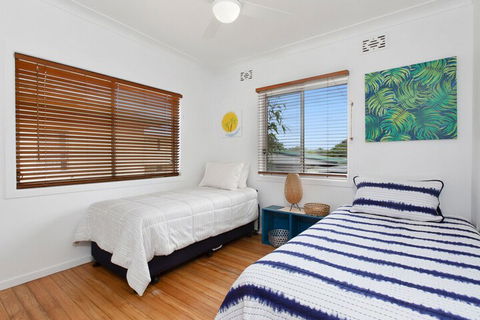 BEACH HOUSE On PEARL - Accommodation Cooktown 1