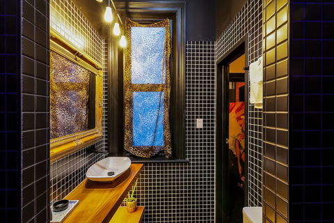 BANK192 - Accommodation Cooktown 3