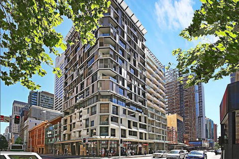 Fabulous City 2 BDR Apt In New Building - Accommodation Cooktown 2