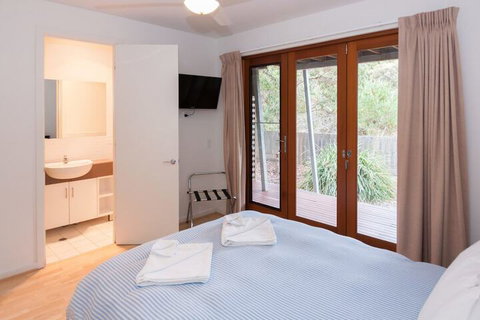 South Shores Trevally Villa 41 South Shores Normanville - Accommodation Cooktown 6