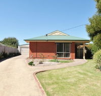 Serrell by THE SEA Free Wifi PET Friendly - Accommodation Cooktown