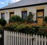 Sargeants  Armoury Cottages 1823 - Accommodation Cooktown