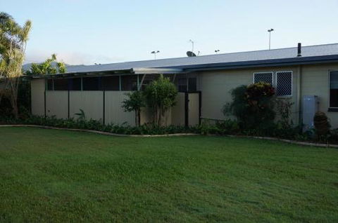 YAL Cairns A Motel That Makes A Difference - Accommodation Cooktown 1