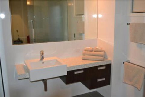 Bancroft Views Apartments - Accommodation Cooktown 5