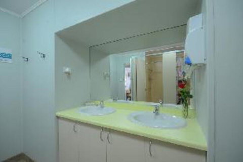 Travellers Rest Guesthouse - Accommodation Cooktown 0