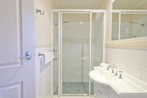 Aqualuna Beach Resort Unit 25 - Accommodation Cooktown 6