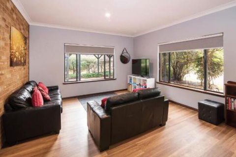 Family Friendly Holiday Haven - Accommodation Cooktown 7