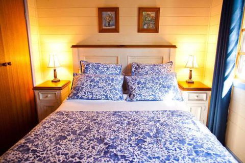 Minimbah Farm Cottages Family Farmstay Choose From 2 & 3 Bedroom Cottages & 6 Bedroom House - Accommodation Cooktown 2