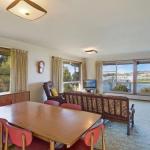 2 Water Crescent Retro Haven - Accommodation Cooktown 0