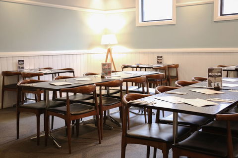 The Australian Hotel Motel Yass - Accommodation Cooktown 2