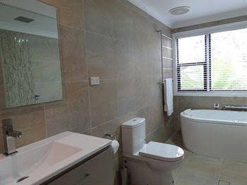 Rosella Cottage - Accommodation Cooktown 0