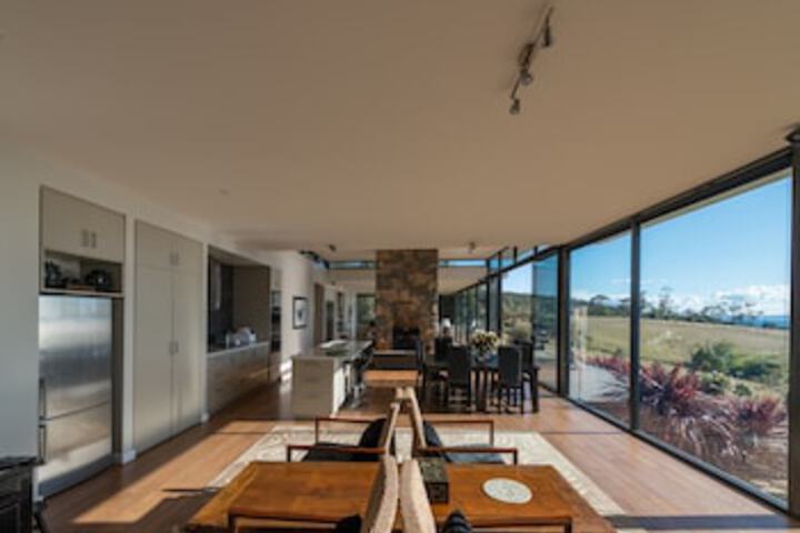 Rocky Hills TAS Accommodation Cooktown