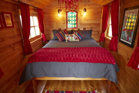 Heimat Chalets - Accommodation Cooktown 5