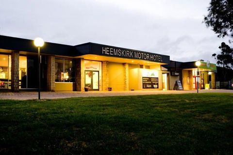 Heemskirk Motor Hotel - Accommodation Cooktown 1
