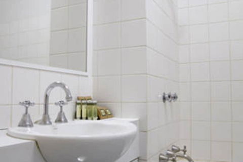 Seasons Hotel Newman - Accommodation Cooktown 6