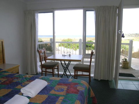 A Great Ocean View Motel - Accommodation Cooktown 4