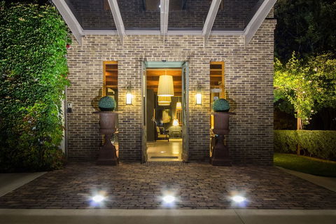 De Russie Boutique Hotel Orange - Accommodation Cooktown 2