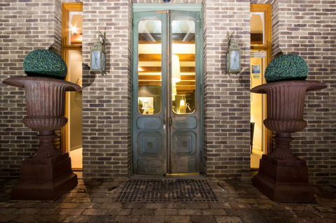 De Russie Boutique Hotel Orange - Accommodation Cooktown 1
