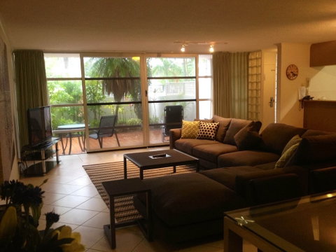 Sundeck Gardens - Accommodation Cooktown 5