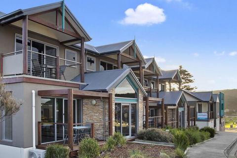 Sea Foam Villas - Accommodation Cooktown 2