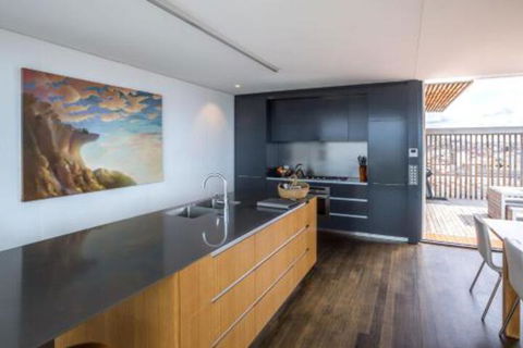 Avalon City Retreat - Accommodation Cooktown 2