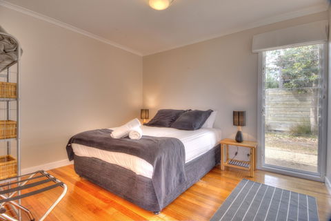 Freycinet Sanctuary At Oyster Bay - Accommodation Cooktown 1