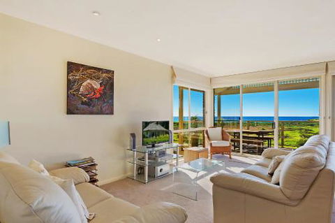 Beach Breakers Apartment Stunning Views - Accommodation Cooktown 5