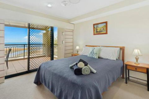 Luxury Beach Unit Dolphin Heads - Accommodation Cooktown 2