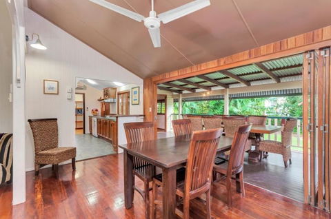 Edge Hill Holiday Home / Cairns - Accommodation Cooktown 1