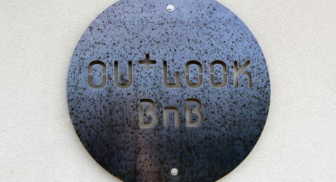 Ou+look BnB - Accommodation Cooktown 1