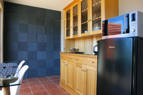 Ou+look BnB - Accommodation Cooktown 4