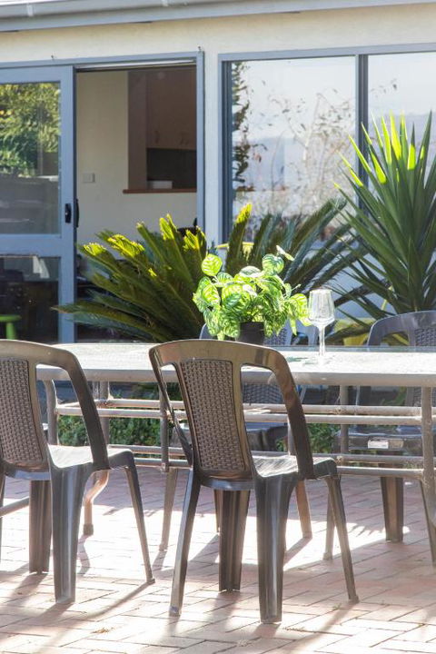 Relax In San Remo - Accommodation Cooktown 3