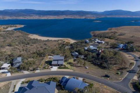 Alpine Air - Accommodation Cooktown 2