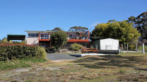 BAY Of FIRES SEACHANGE Ocean Frontage - Accommodation Cooktown 6