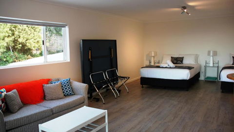 BAY Of FIRES SEACHANGE Ocean Frontage - Accommodation Cooktown 2