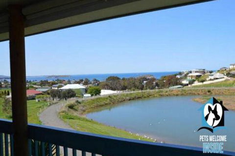 Beautiful Sea & Lake - Accommodation Cooktown 1