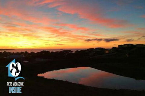 Beautiful Sea & Lake - Accommodation Cooktown 0