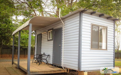Esk Caravan Park & Motel - Accommodation Cooktown 1