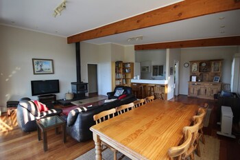 Fairways Close - Accommodation Cooktown 3