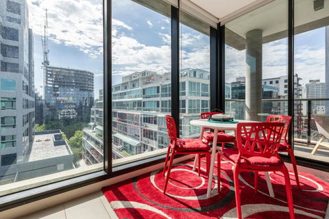 LIGHT AIRY SPACIOUS QUEENS ROAD APARTMENT - Accommodation Cooktown 2