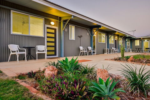 Getaway Villas Unit 38 1 - Accommodation Cooktown 1