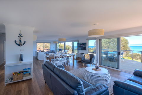 Sandbar Beach House - Accommodation Cooktown 1