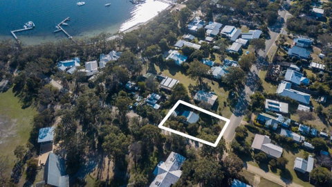 Kambera Pet Friendly Cottage On Raymond Island - Accommodation Cooktown 3